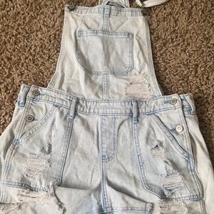 Hollister overalls,size medium
